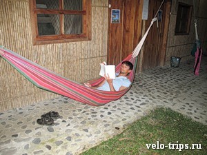 Lanquin, El Retiro, rest in hammock