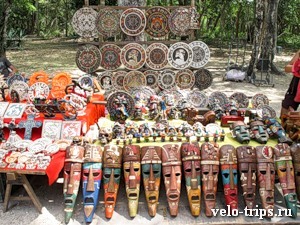 Mexico, Chichen-Itza. Souvenirs.