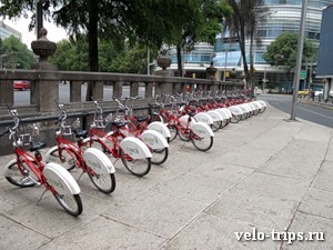 Mexico, Bicycle parking on the streets
