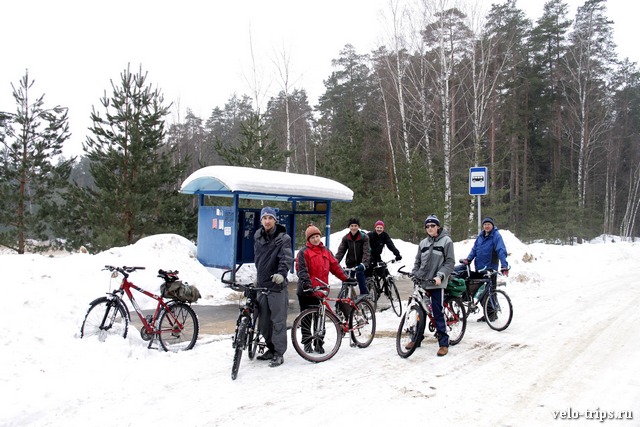 Bus stop for bicyclers near Serpuhov
