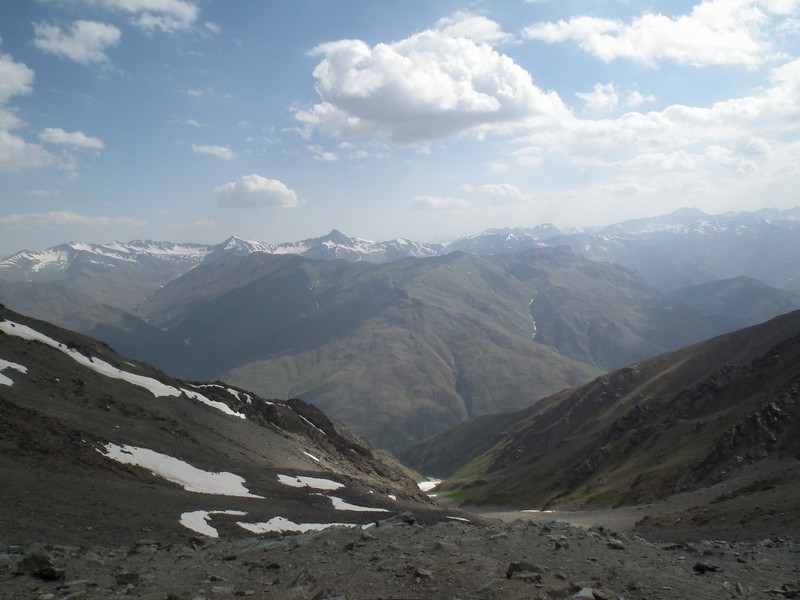 Tajikistan, Rost pass. View to Yagnob river from top