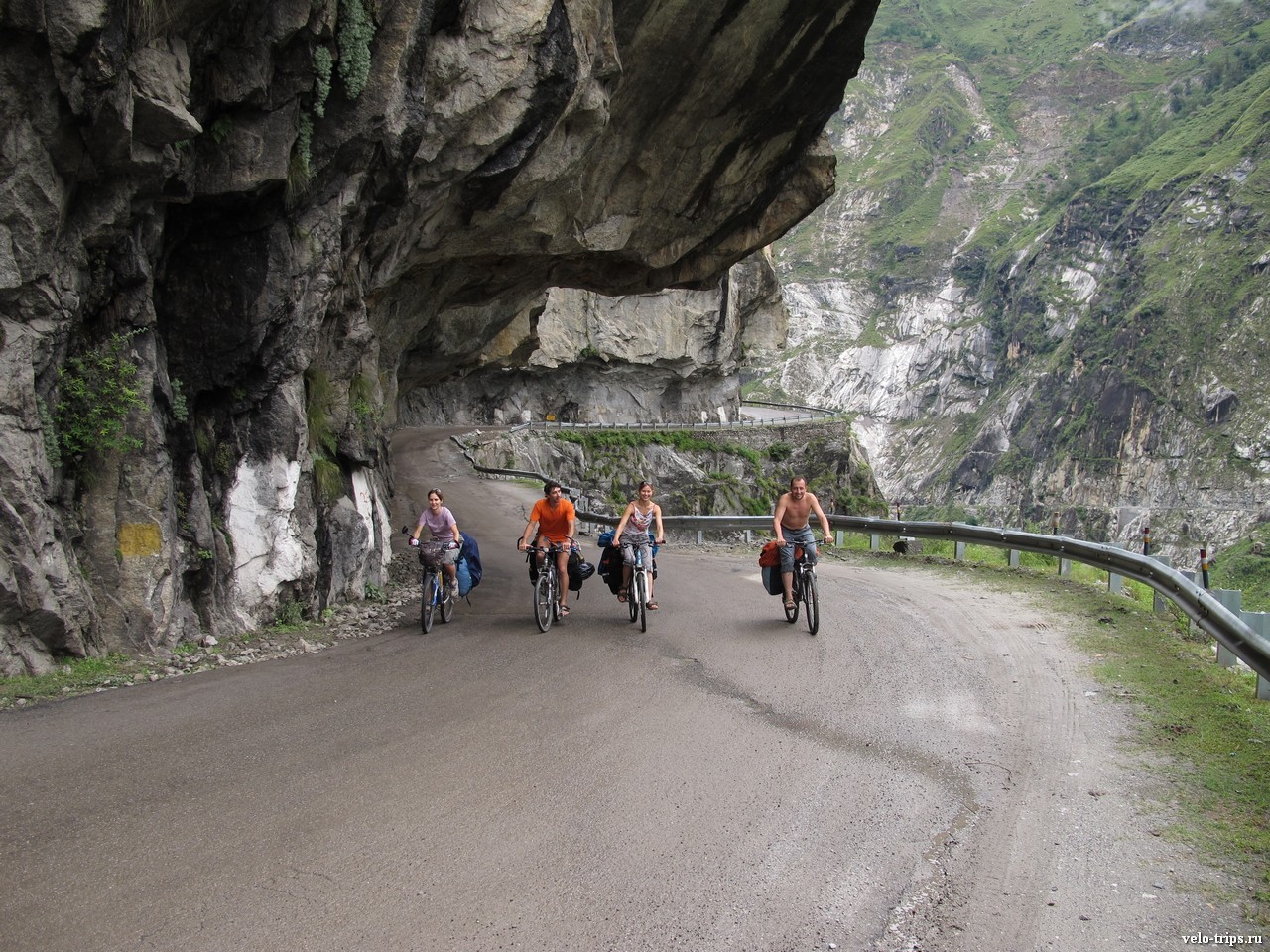 Himalayan road cutting in the rock
