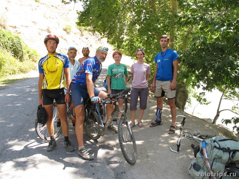 Tajikistan, Dushanbe. Meet ukranian cyclists