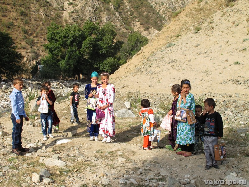 Tajikistan, Rufigar. Children in village